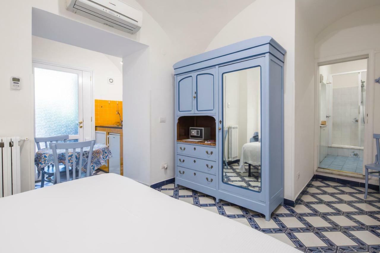 Villa Elisa Holiday Home Сорренто Екстер'єр фото