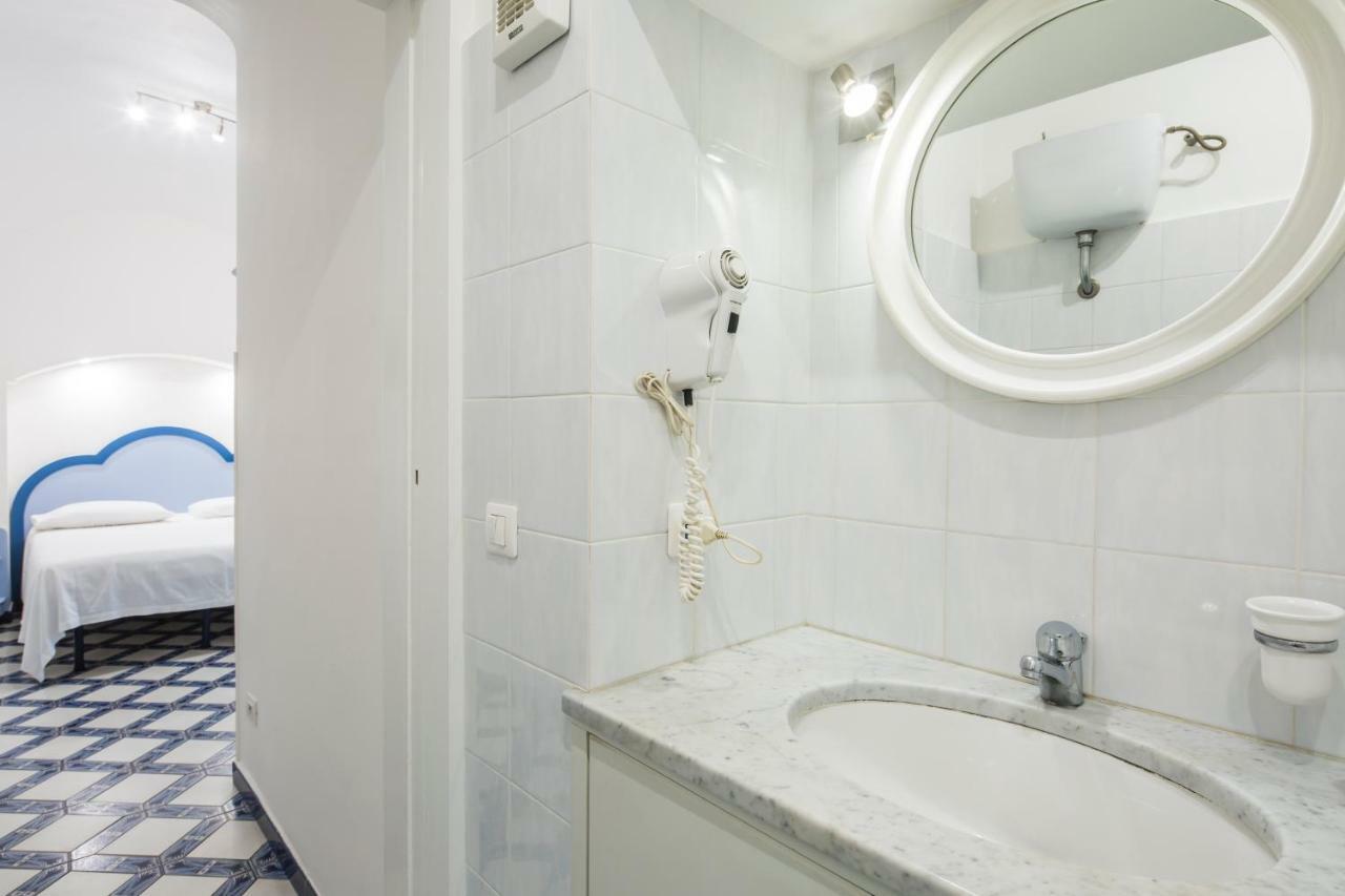 Villa Elisa Holiday Home Сорренто Екстер'єр фото